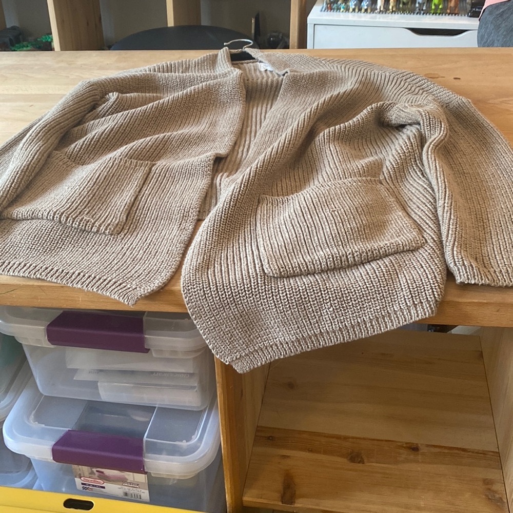Brown cardigan EUC